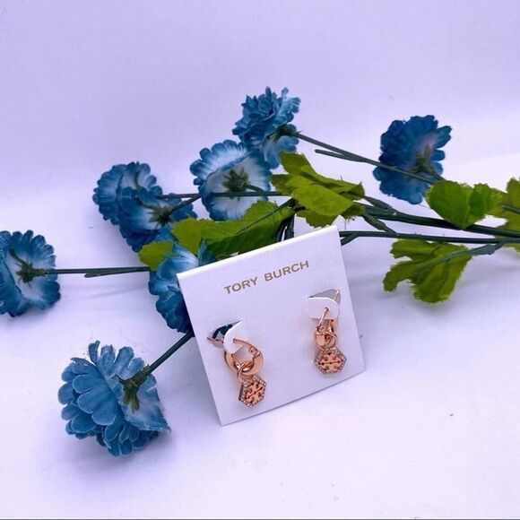 NWOT Tory Burch Octagon Rose Gold Pave Hoop Drop Hoop Earirng - Picture 6 of 7